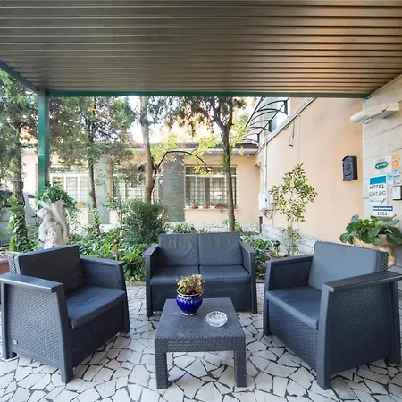 Elefante Bianco 3* Crespellano