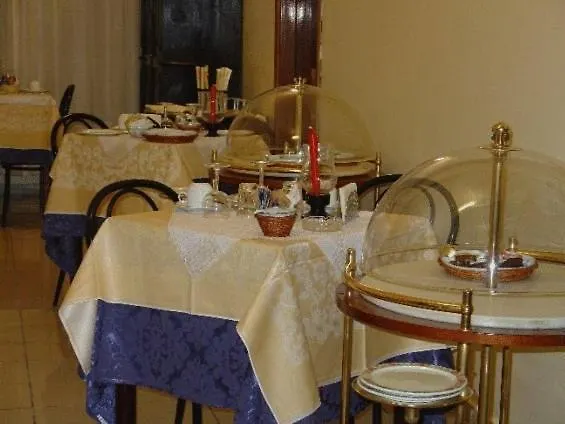 Hotel Elefante Bianco 3*