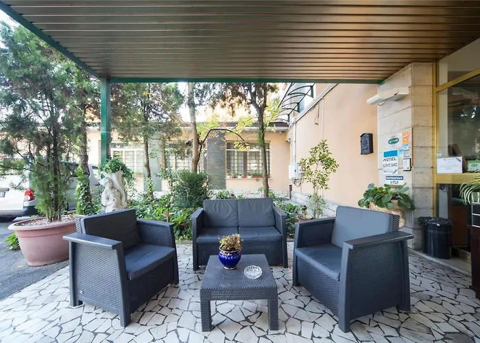 伊利芳缇比安科酒店 3* 克雷斯佩拉诺